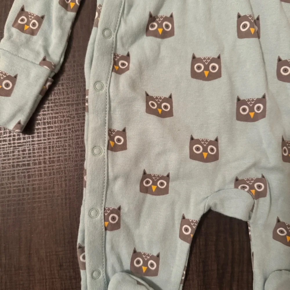 🌈 3/$15 Baby Gap Footie Pajamas with Owls